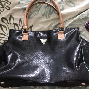 Guess tote zipper bag
